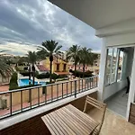 Апартаменты Near The Sea