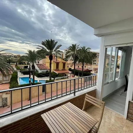 Apartment Near The Sea